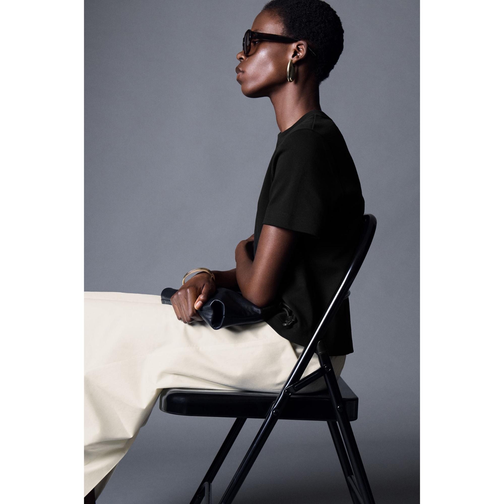Women Clean Cut Regular T-Shirt - Black