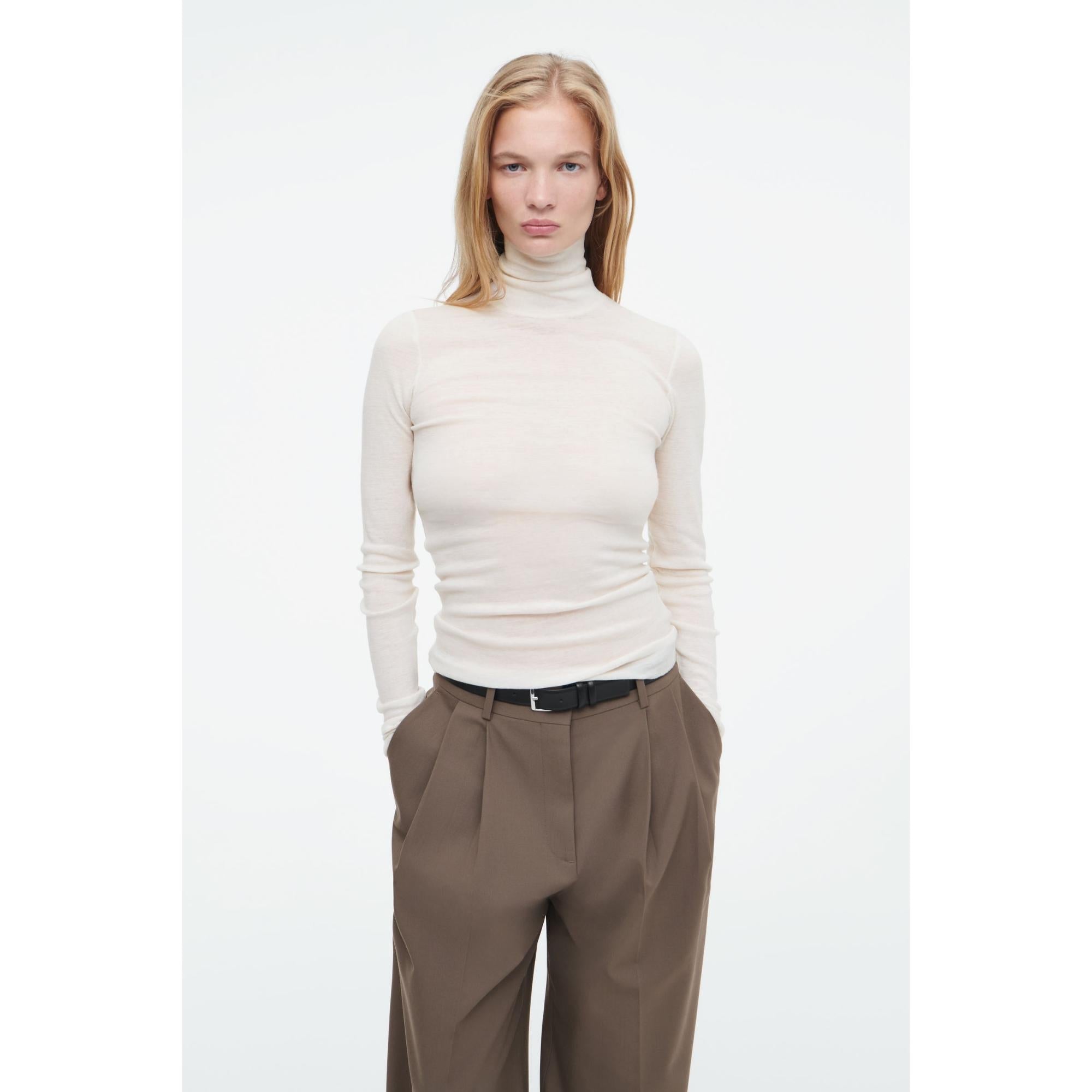 Women Merino Wool Turtleneck Top - White