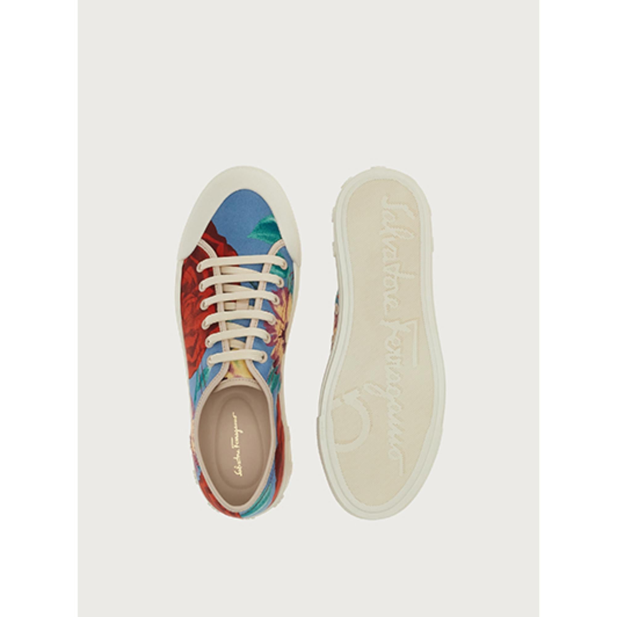 Women Printed Sneakers [Width: 1C] - Chambray/Red/Bone