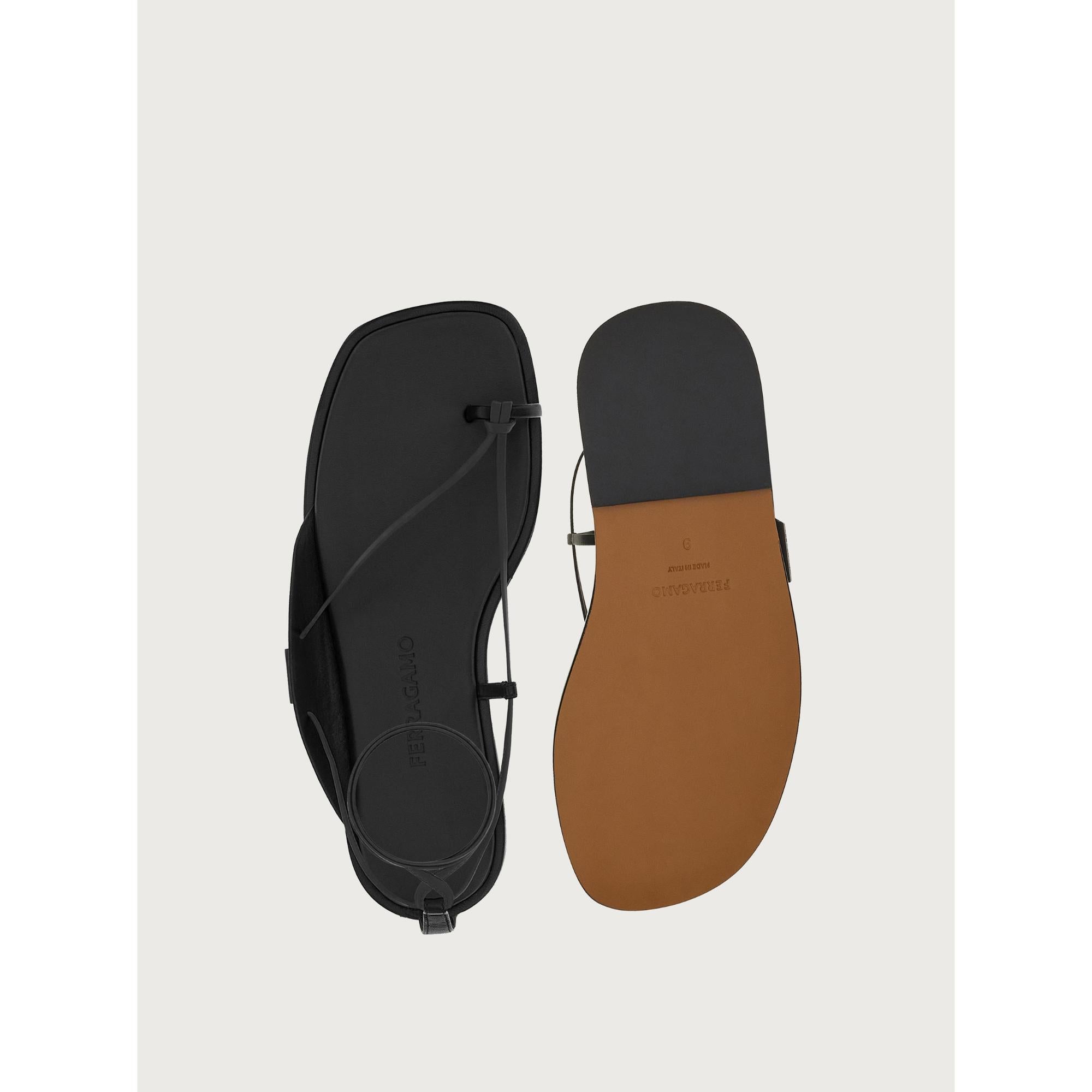 Men Thong Sandals with Square Toe [Width: M] - Black