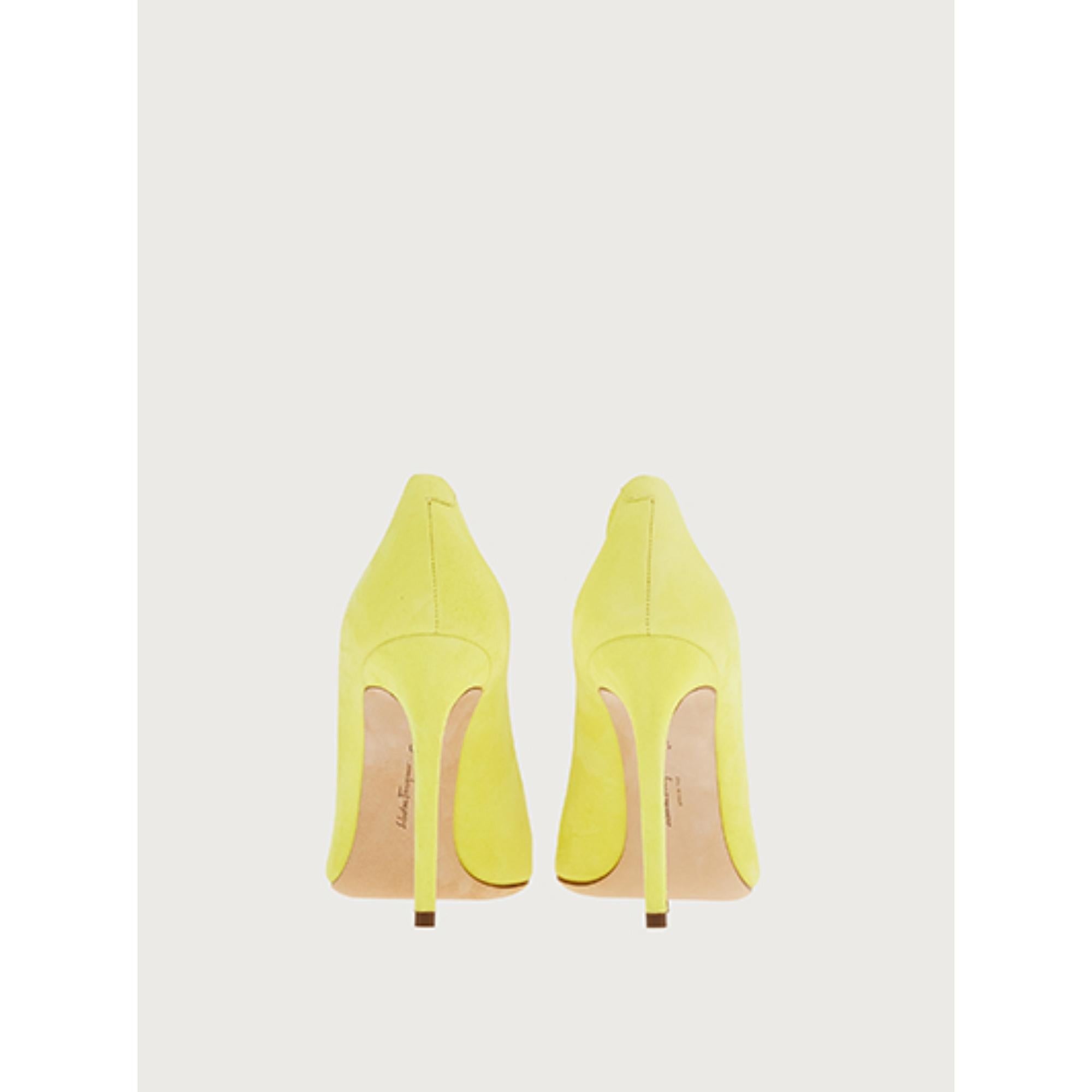 Women Pumps [Width: 1D] - Canary Yellow/Biscotto