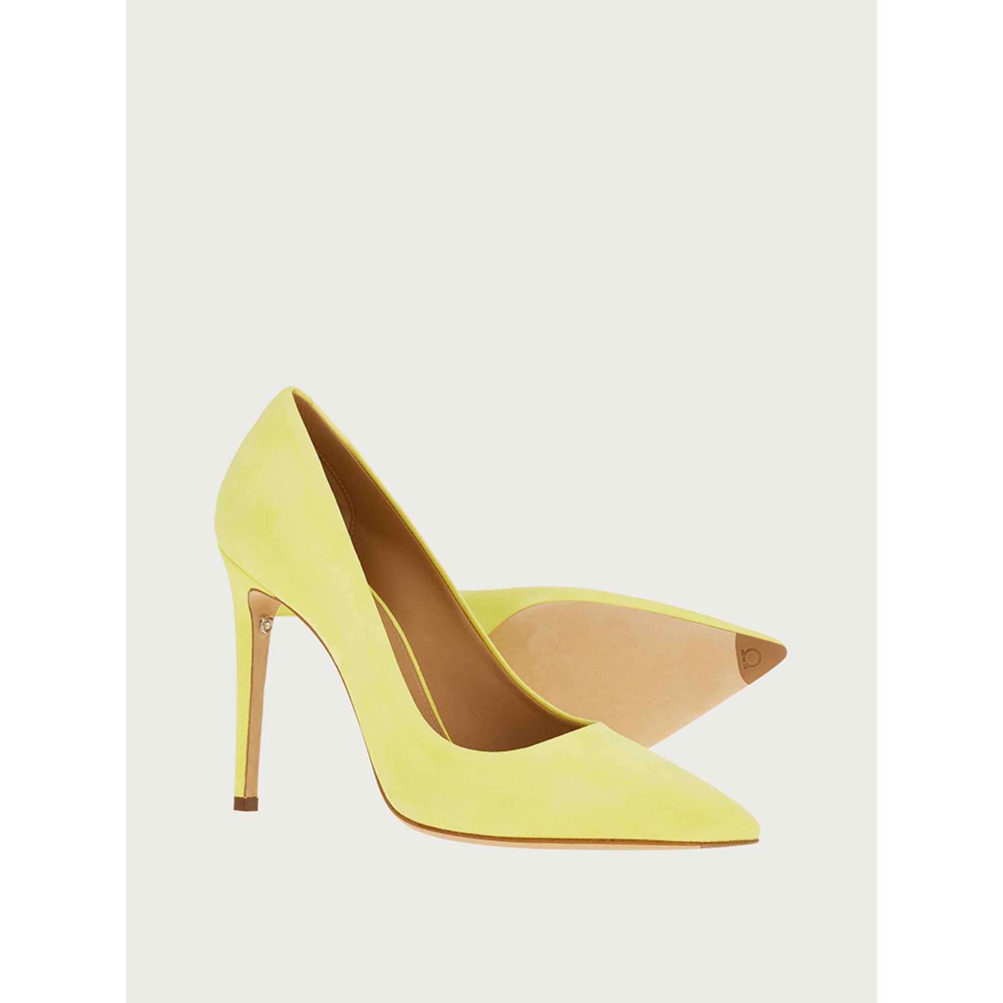 Women Pumps [Width: 1D] - Canary Yellow/Biscotto