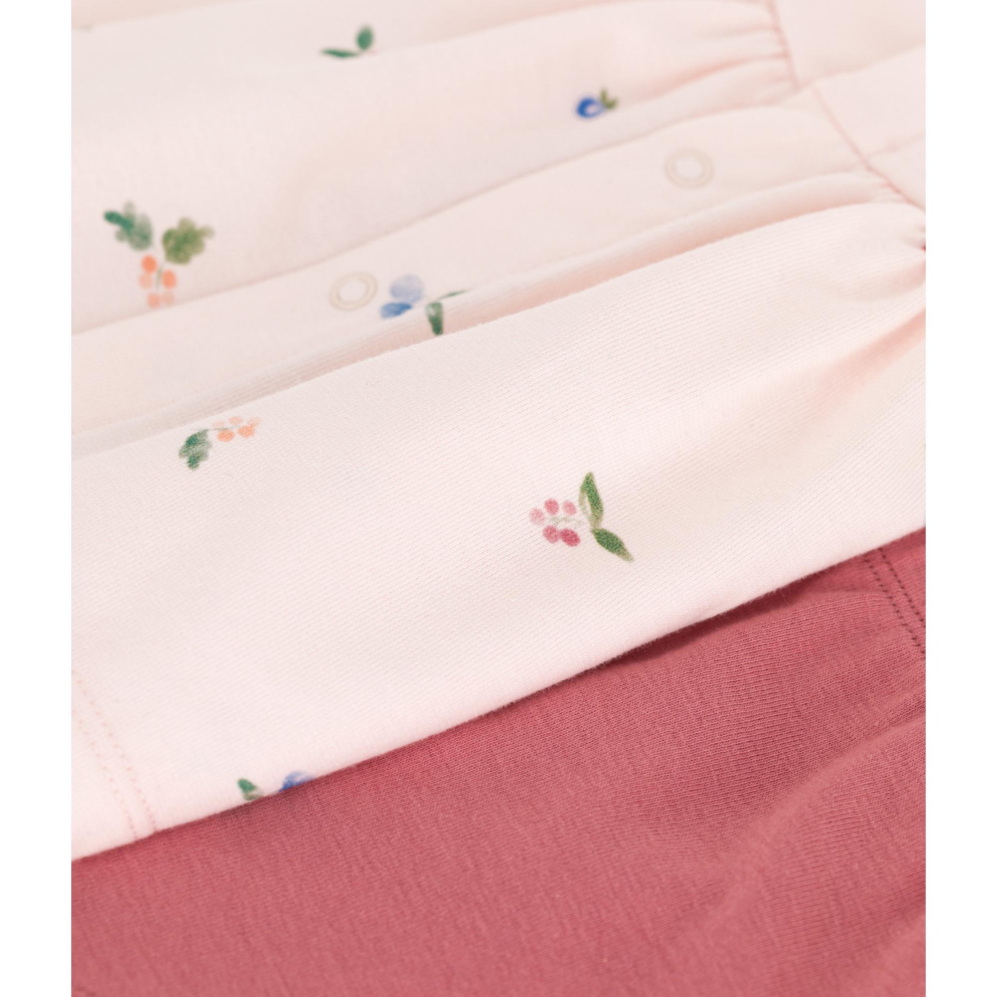 Newborn Baby Two-Piece Cotton Set with a Ruffled Blouse - Pink
