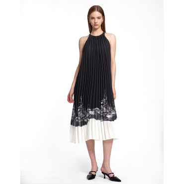 Contrast Print Pleated Dress - Black & White