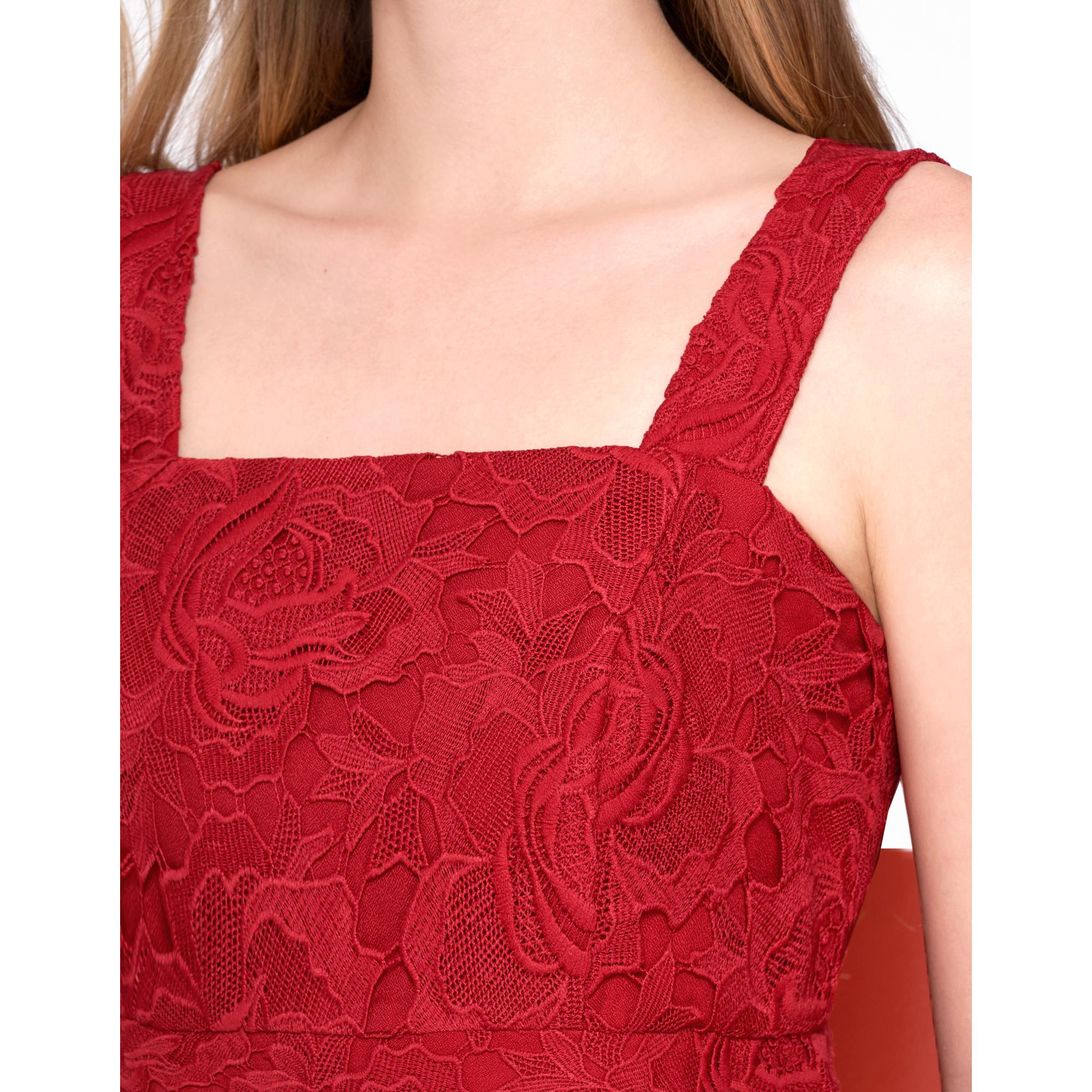 Sleeveless Floral Lace Dress - Red