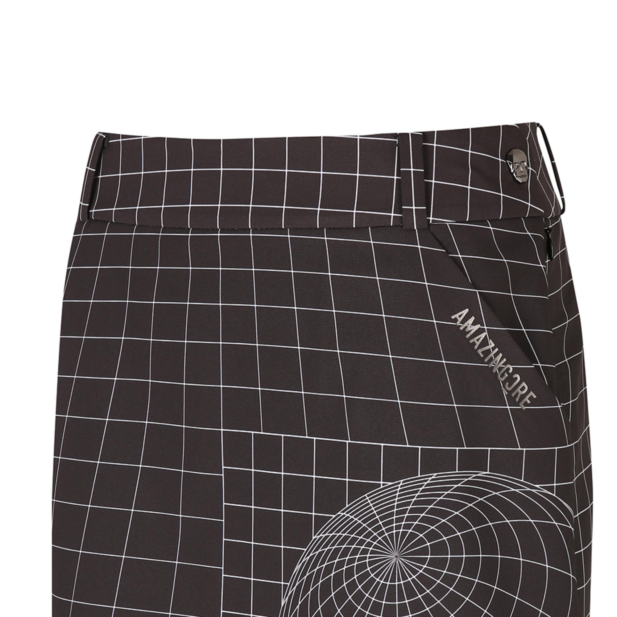 Women Hyper Grid Pattern Skirt - Black