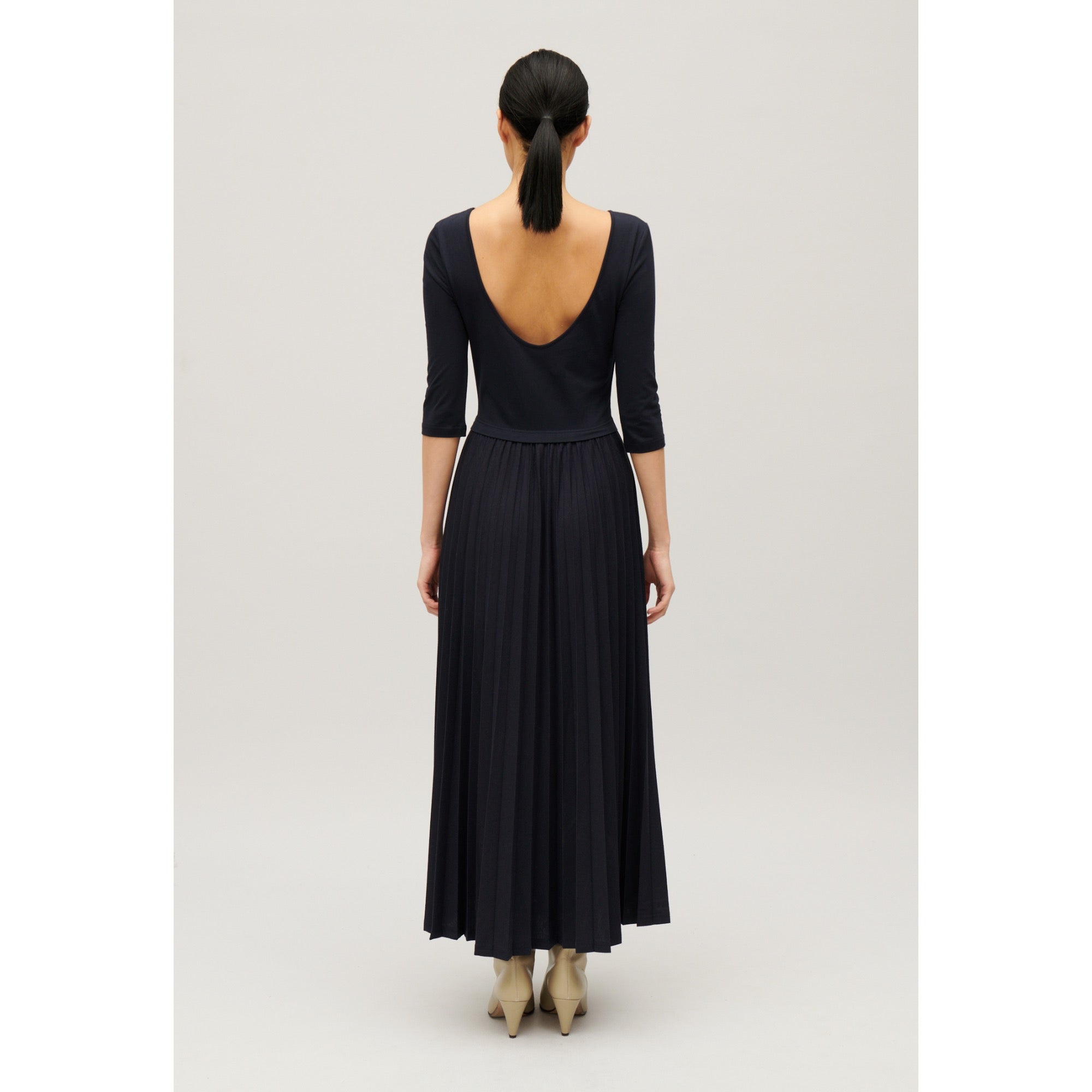 Women Twist Two-Tone Pleated Maxi Dress - Navy