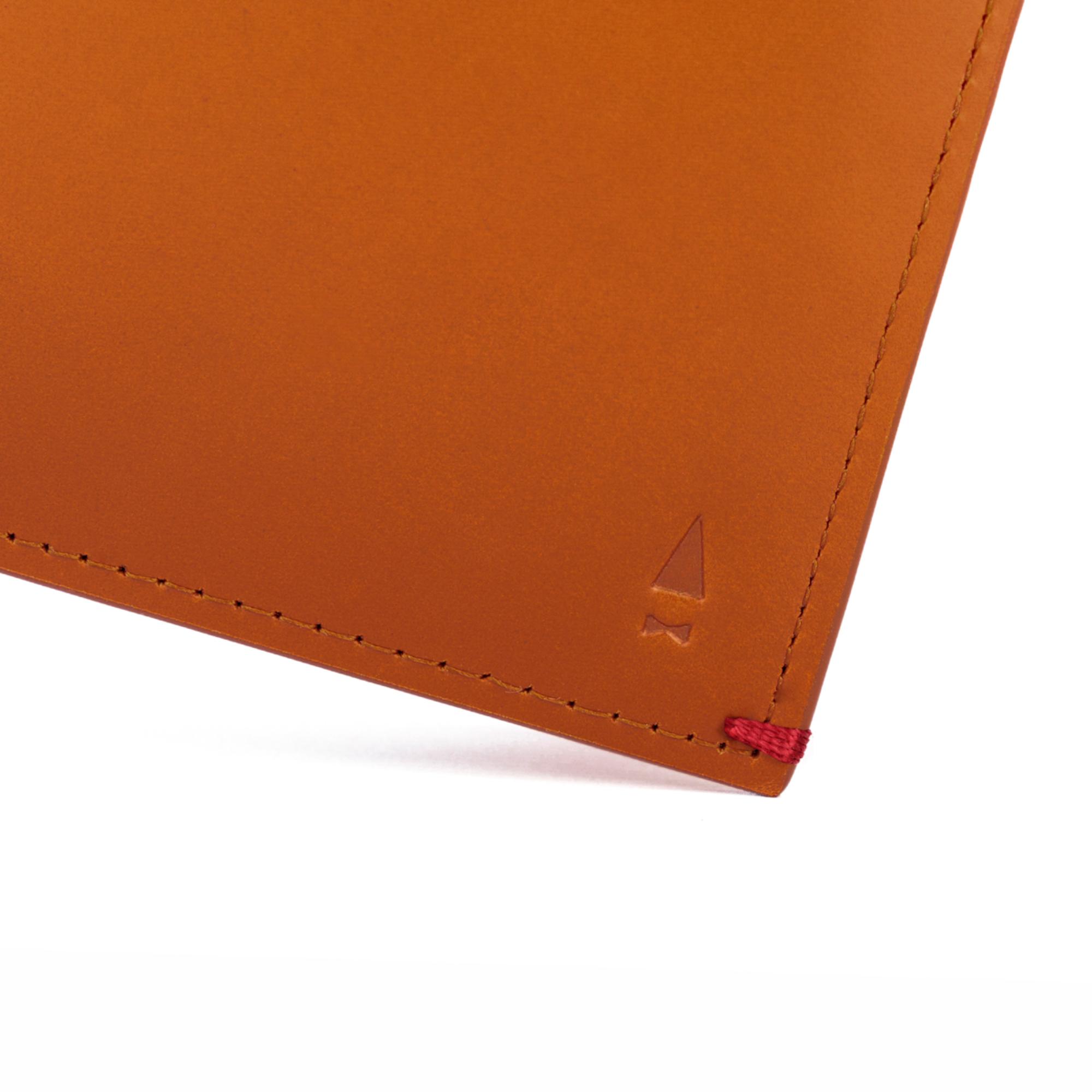 Gulliver Travel Passport Holder (RFID USA Wax Leather) - Tan Brown