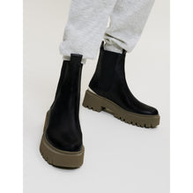 Women Boots - Khaki