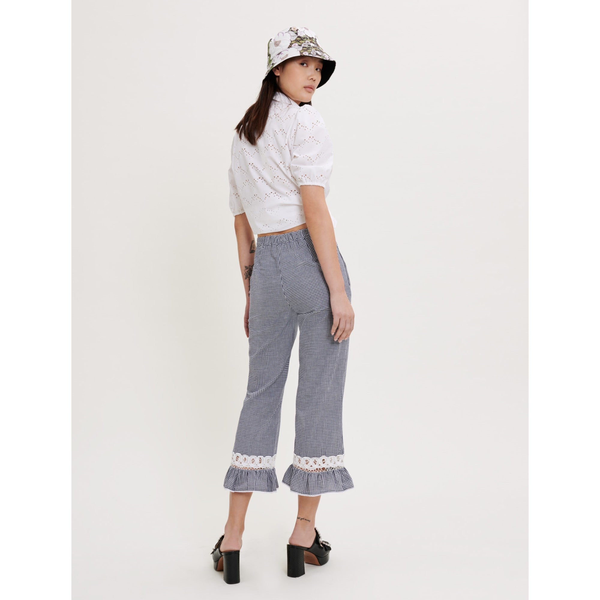 Women Gingham And Lace Pants - Navy / Ecru