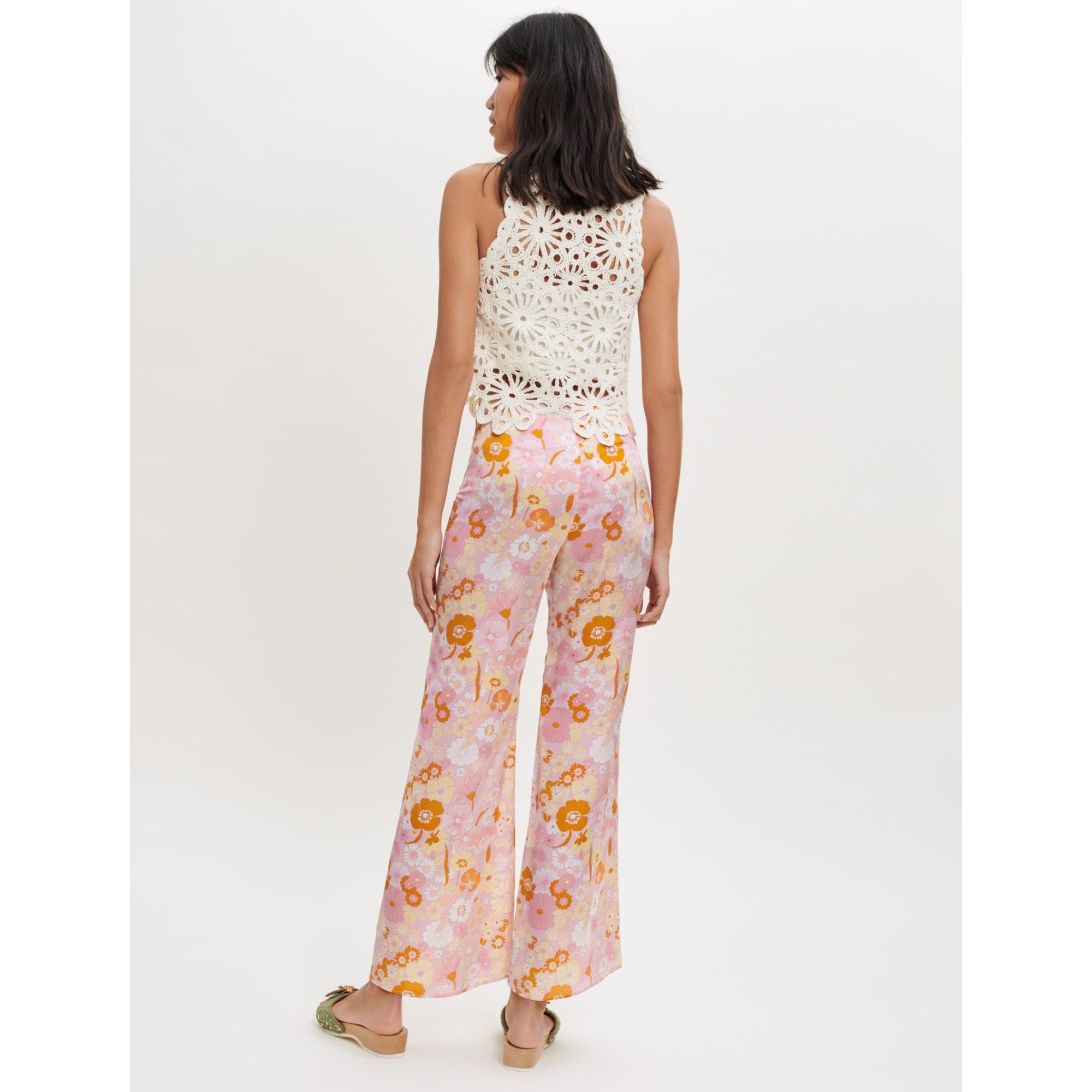 Women Fluid Flower Power Print Pants - Pink