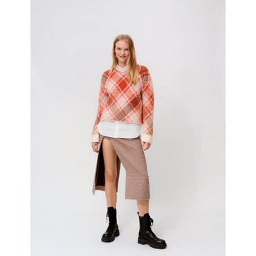 Women Fluffy Diamond Jacquard Pullover - Orange