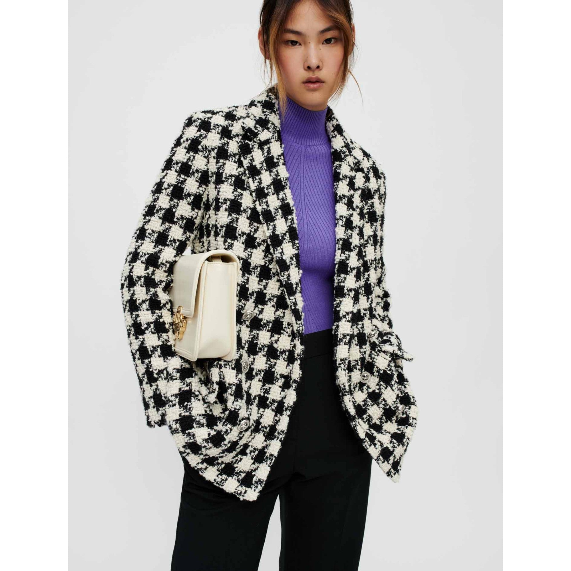 Women Wide, Thick Houndstooth Jacket - Black / White