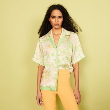 Women Short-Sleeved Printed Shirt - Green Lemon