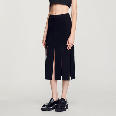 Women Knitted Skirt With Wide Fringes - Black