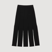 Women Knitted Skirt With Wide Fringes - Black